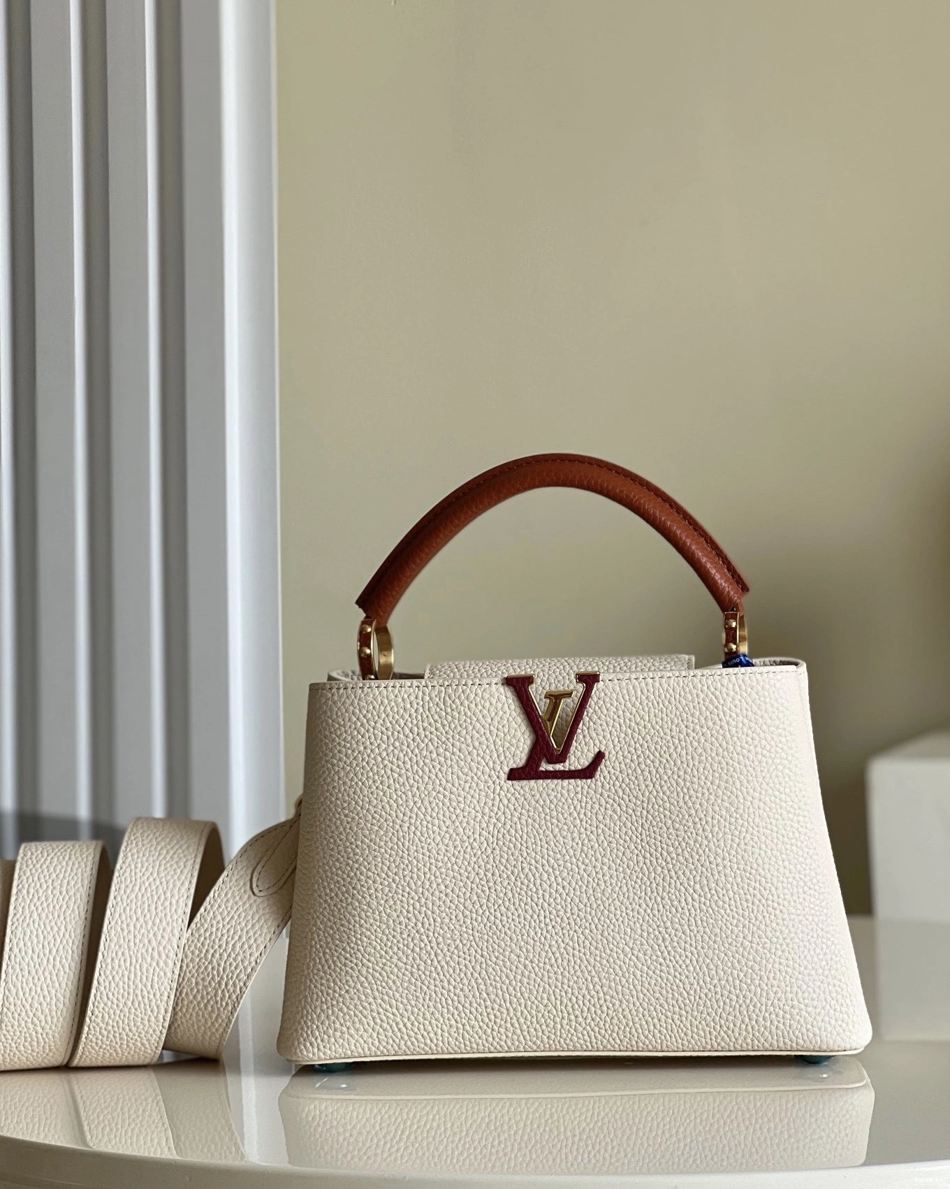 BB VUITTON CAPUCINES LOUIS 0807